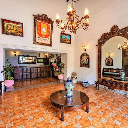 Hotel Santa Lucia Mérida Kültér fotó